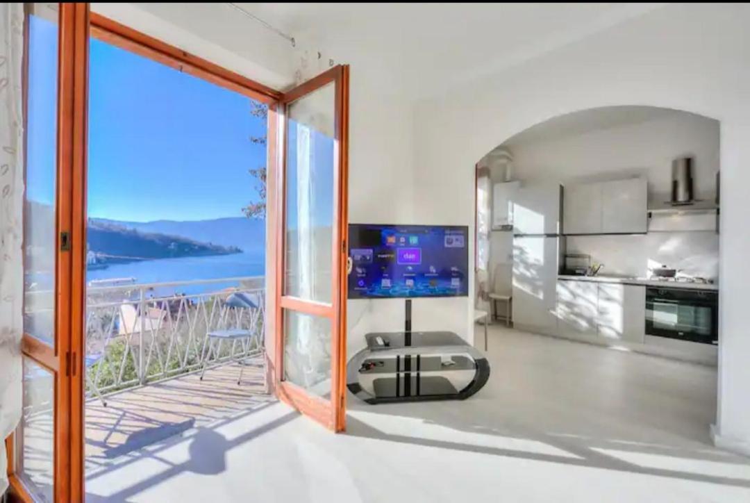 Apartment With View Maggiore/laveno Mombello Laveno
